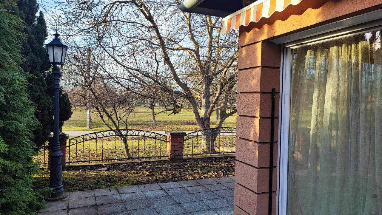 Vila Siofoki Nyaralohaz Exteriér fotografie